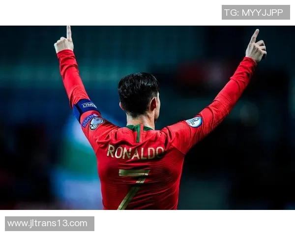 足球之夜深度讲述绿茵传奇巨星成长之路与辉煌瞬间