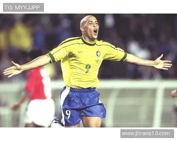 足球史上最感人的球星故事：从艰难岁月到辉煌时刻的无畏坚守与无私奉献